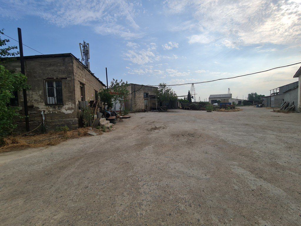 Satılır obyekt 4600 m² — Əmlak, Bakı (2)
