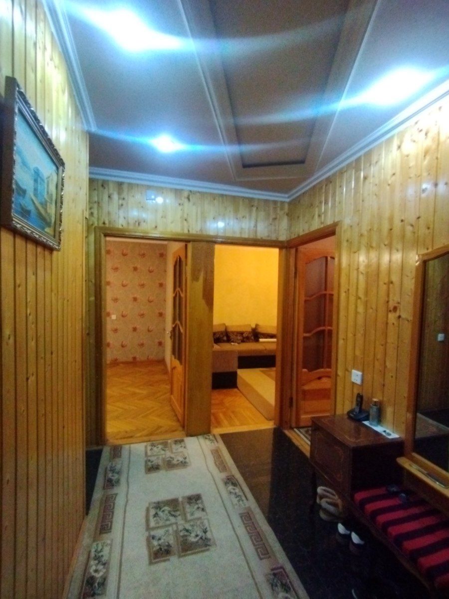 Satılır 4 otaqlı köhnə tikili 100 m² — Mənzil, Bakı (3)