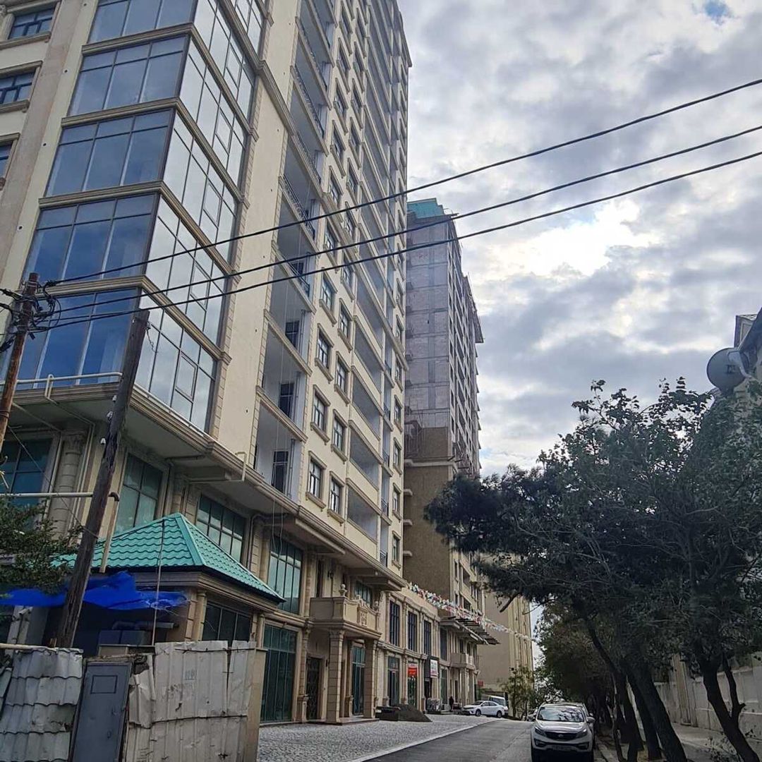 Satılır 4 otaqlı yeni tikili 178 m² — Mənzil, Bakı (2)