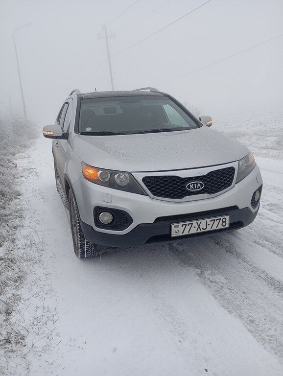 Kia Sorento, 2.0 L, 2010 il, 285 000 km 77-XJ-778 — Avtomobillər, Bakı (3)