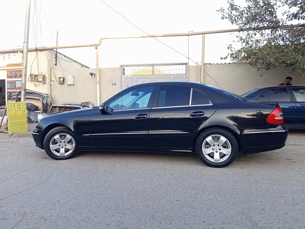 Mercedes E 200, 1.8 L, 2003 il, 331 258 km 99-XY-907 — Avtomobillər, Bakı (2)
