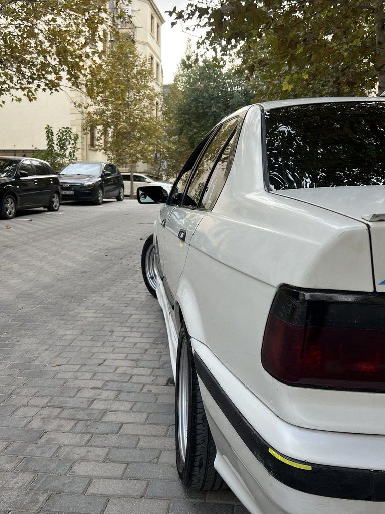 BMW 318, 1.8 L, 1993 il, 548 424 km — Avtomobillər, Bakı (8)