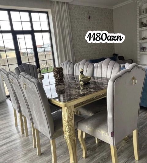 Yemək otağı üçün dəst – masa və stullar - Dəbdəbəli dizaynlı yemək — Xırdalan