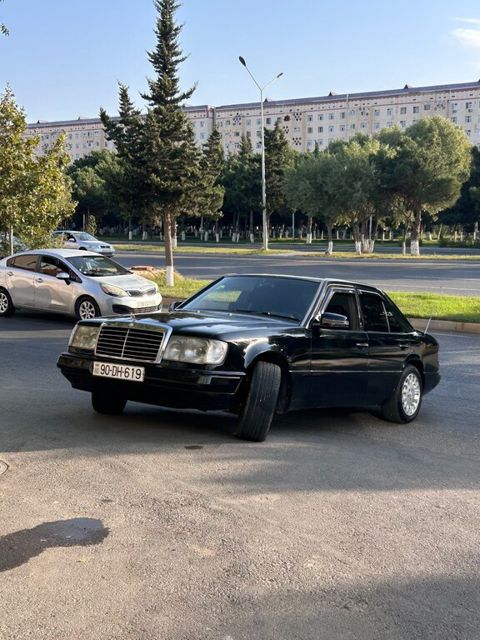 Mercedes 200 E, 2.0 L, 1991 il, 305 640 km — Sumqayıt