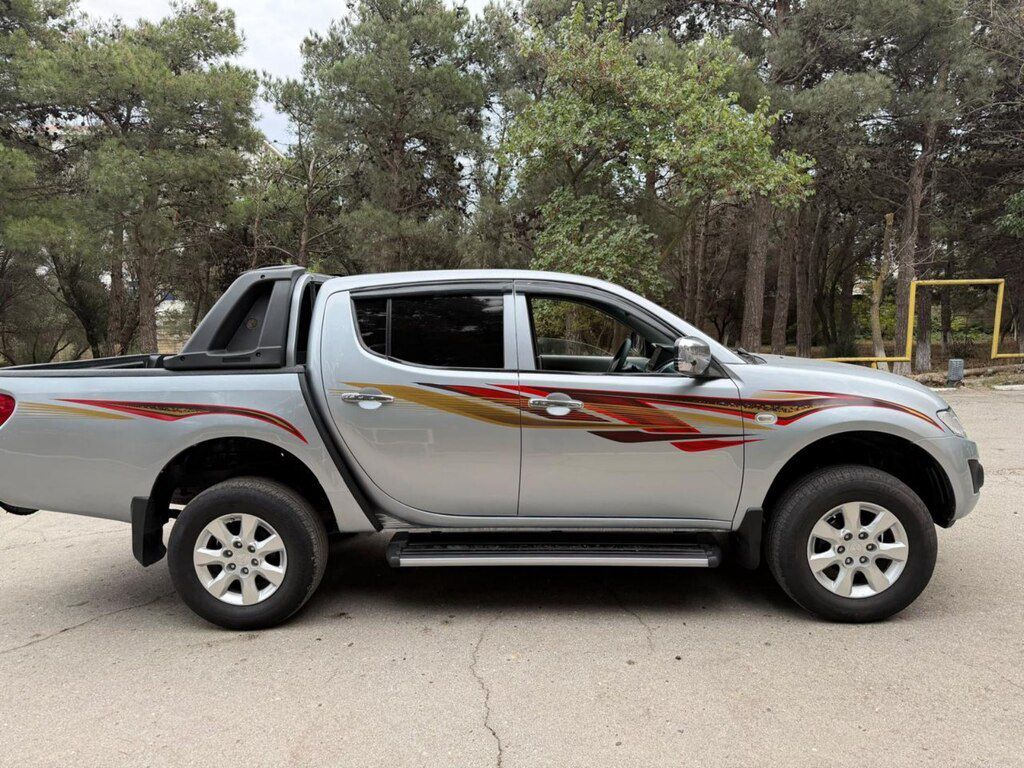 Mitsubishi L200, 2.5 L, 2014 il, 212 000 km — Avtomobillər, Bakı (2)
