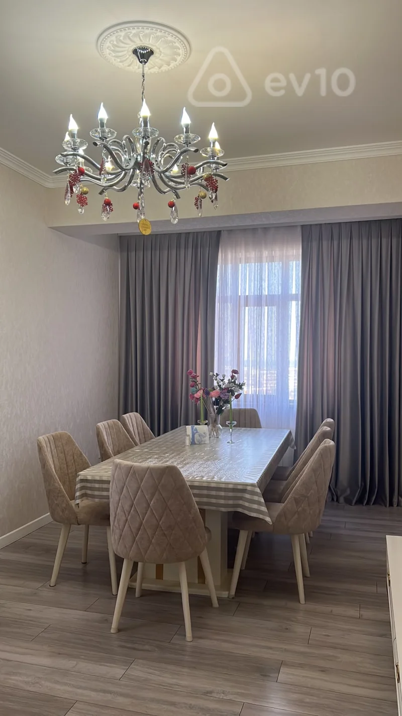 3 otaqlı mənzil, 89 m², Jurnalistler binasi — Bakı
