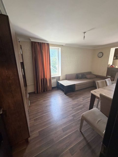 İcarəyə verilir 1 otaqlı köhnə tikili 50 m² — Bakı