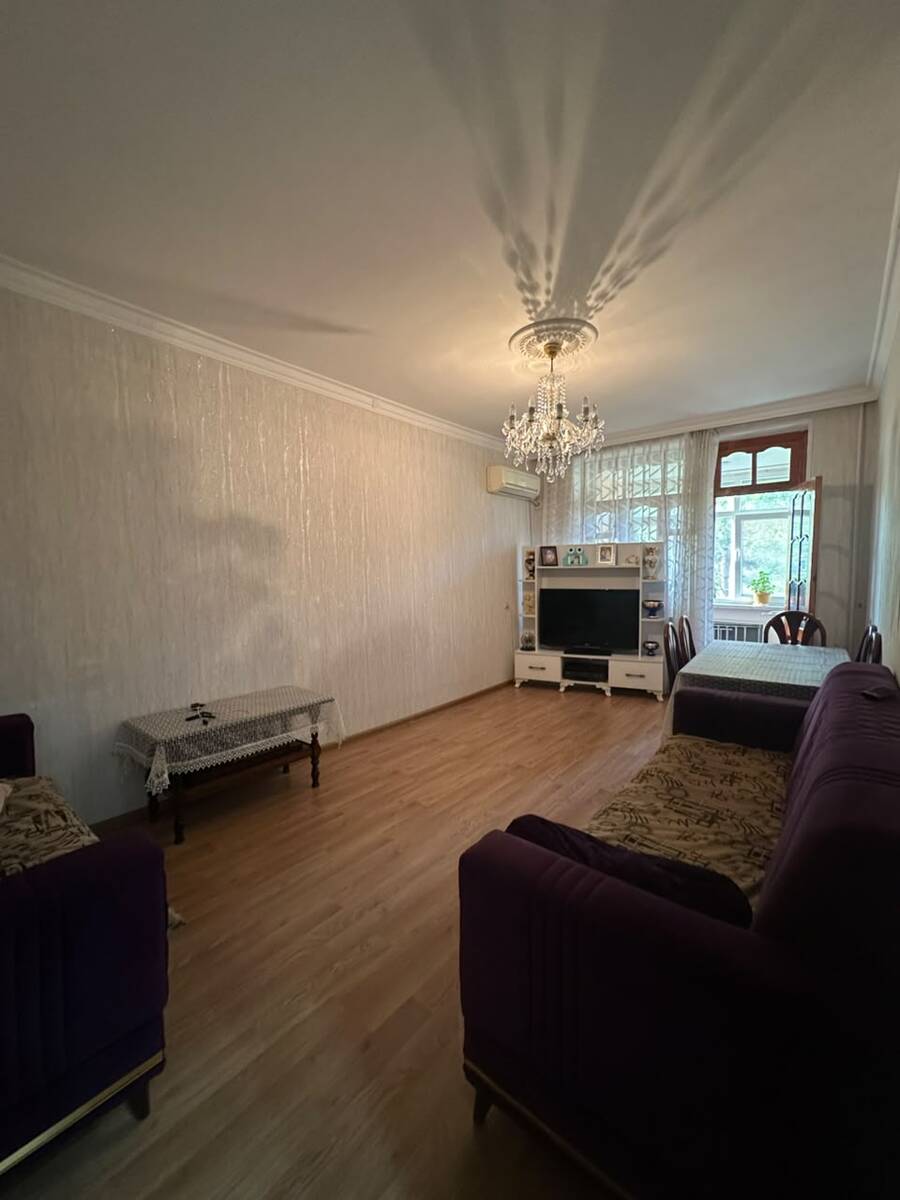 Satılır 3 otaqlı köhnə tikili 80 m² — Mənzil, Bakı