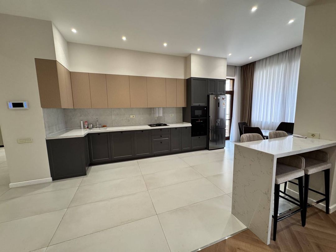 İcarəyə verilir 3 otaqlı yeni tikili 180 m² — Mənzil, Bakı (4)