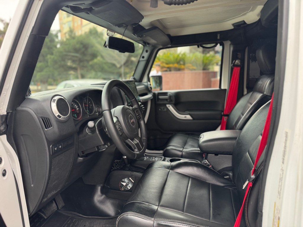 Jeep Wrangler, 3.6 L, 2013 il, 195 000 km 50-FH-122 — Avtomobillər, Bakı (10)