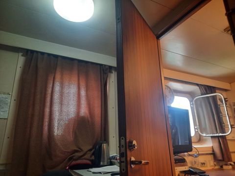 2 otaqlı cüsusi həyət evidi,əşyalı,vayfaylı, metro və dayanacağa,parka — Bakı