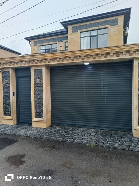 Satılır 5 otaqlı həyət evi/bağ evi 200 m² — Bakı