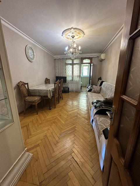 İcarəyə verilir 3 otaqlı köhnə tikili 50 m² — Bakı