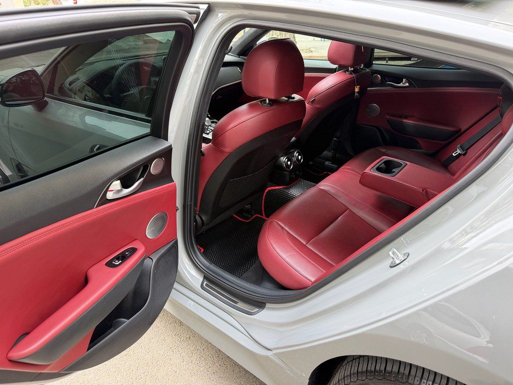 Kia Stinger, 2.0 L, 2019 il, 165 500 km — Avtomobillər, Bakı (9)