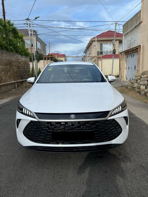 BYD Qin Plus, 1.5 L, 18.32 kWh, 2025 il, 1 045 km — Bakı