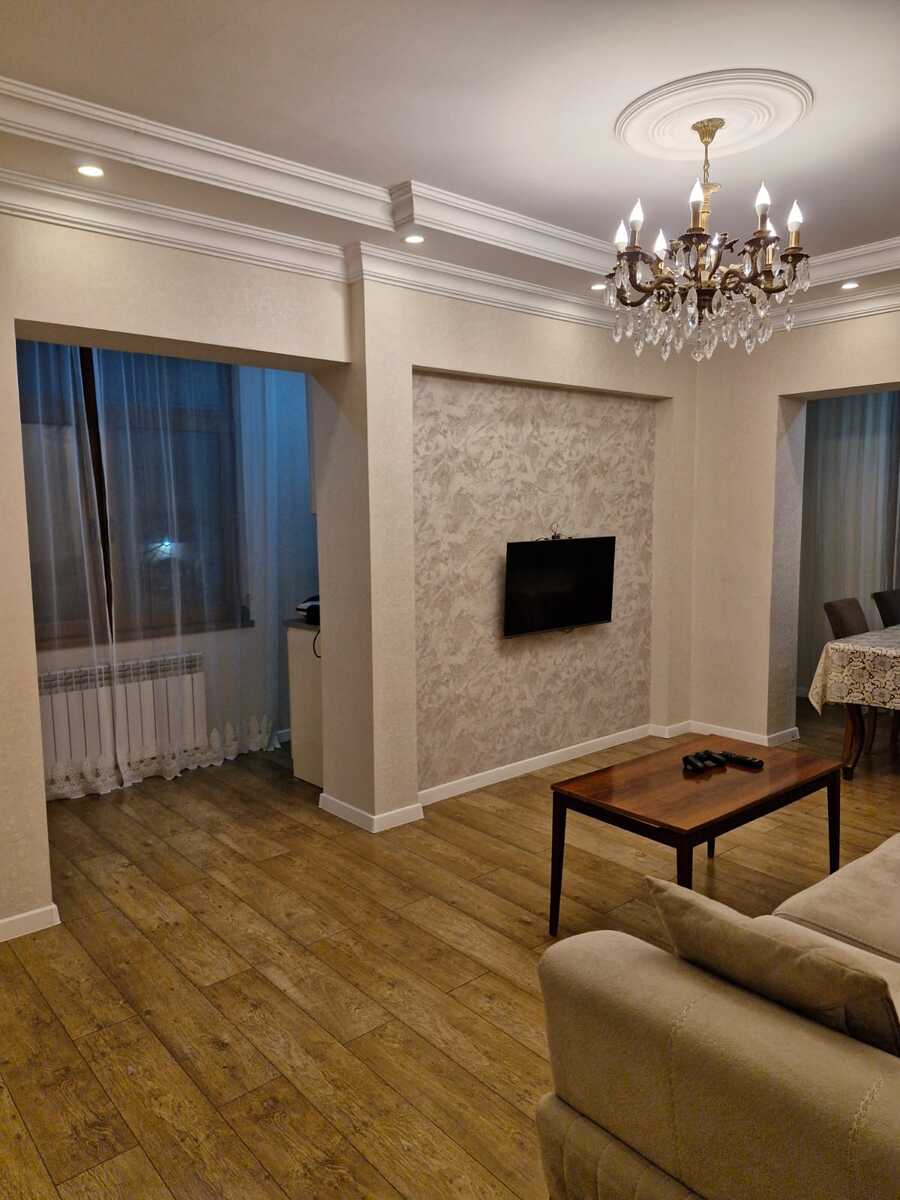 Satılır 3 otaqlı köhnə tikili 75 m² — Mənzil, Bakı (3)