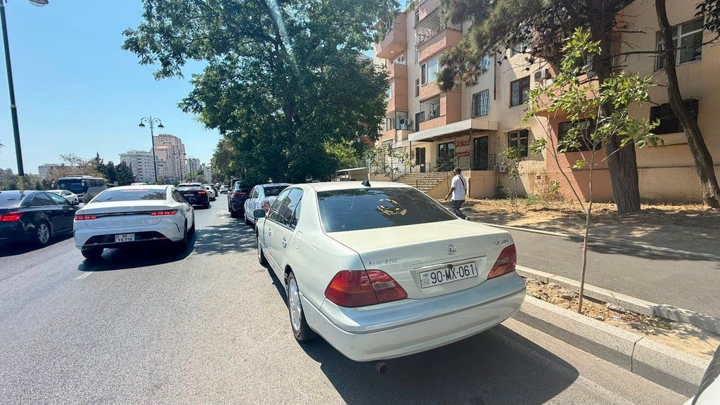 Lexus LS 430, 4.3 L, 2002 il, 446 000 km 90-MX-061 — Avtomobillər, Bakı (5)