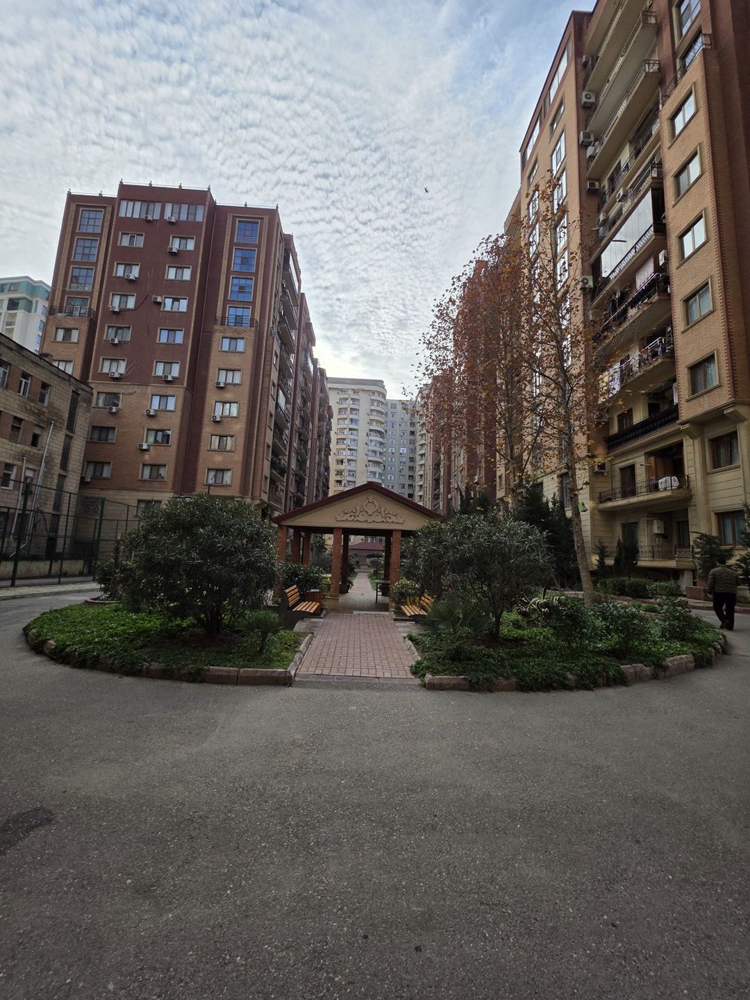 Satılır 10 otaqlı ofis 349 m² — Ofis, Bakı (3)