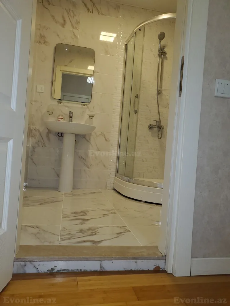Kirayə verilir 1 otaqlı Mənzil Yeni tikili 40 m² Bakı, Yasamal r., 20 Yanvar m — Mənzil, Bakı (6)