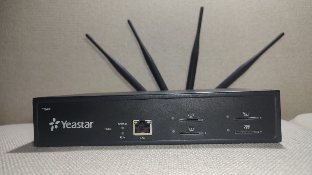Yeastar NeoGate TG400 GSM VoIP Gateway (Şluz) Yeastar NeoGate TG400 — Şəbəkə və server avadanlığı, Bakı