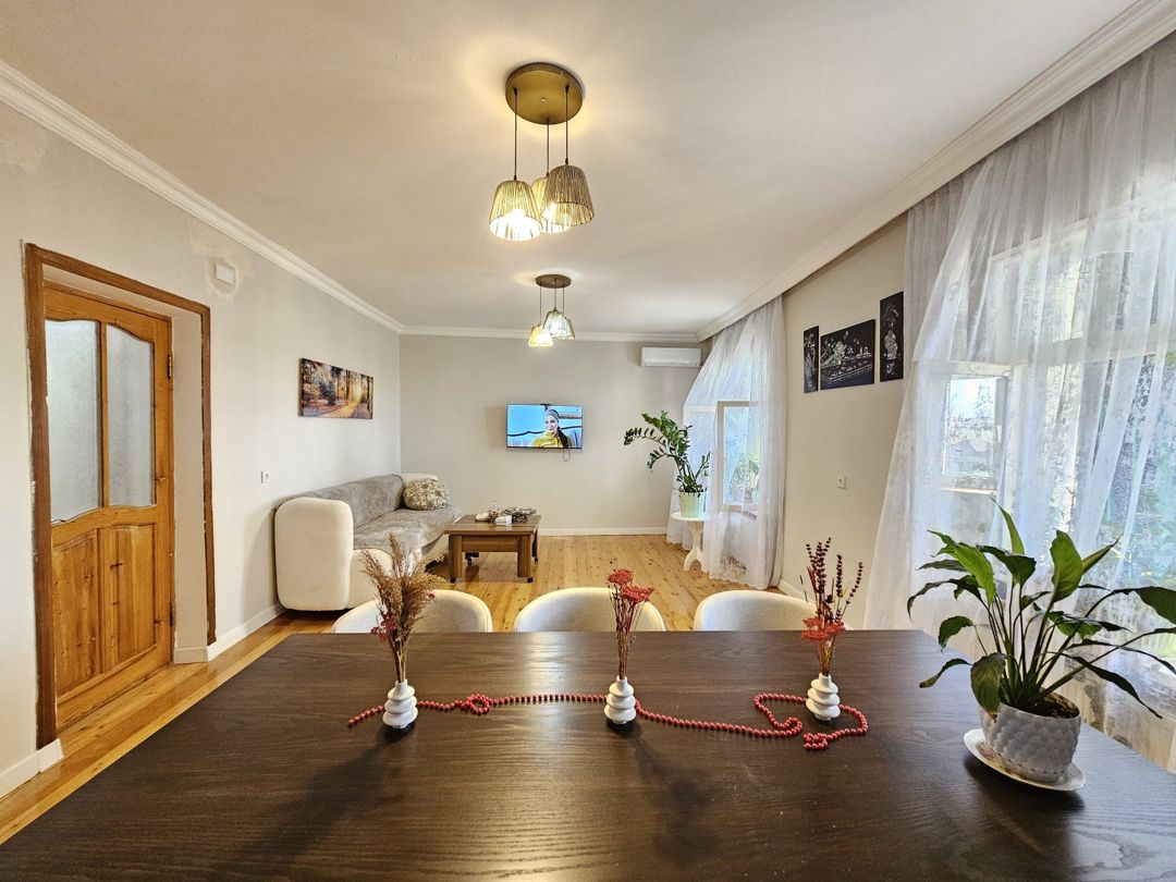 Satılır 5 otaqlı köhnə tikili 120 m² — Mənzil, Bakı (4)