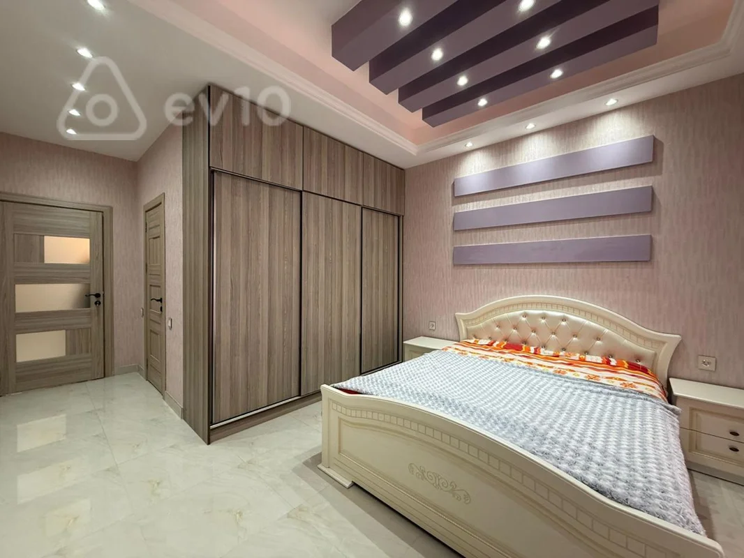 3 otaqlı mənzil, 100 m², Mərkəzi bulvar küç — kirayə — Mənzil, Bakı (12)