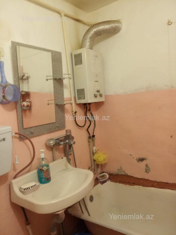 Satılır 2 otaqlı Bina evi menzil (Köhnə tikili), 48 m², 2-ci mikrorayon — Mənzil, Sumqayıt (9)