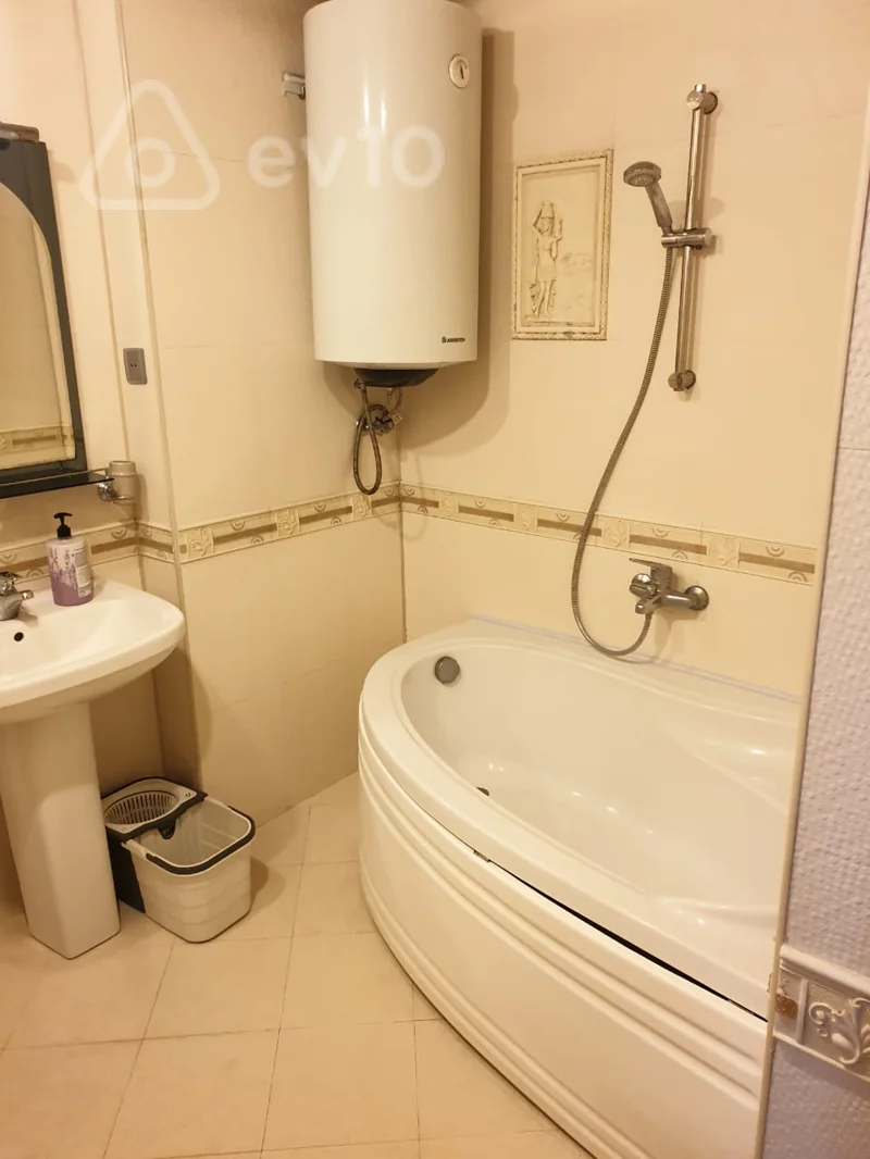2 otaqlı mənzil, 70 m², Təbriz küçəsi — Mənzil, Bakı (11)