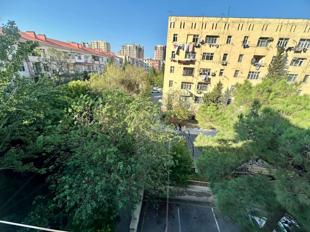 Satılır 2 otaqlı köhnə tikili 51 m² — Mənzil, Bakı (11)