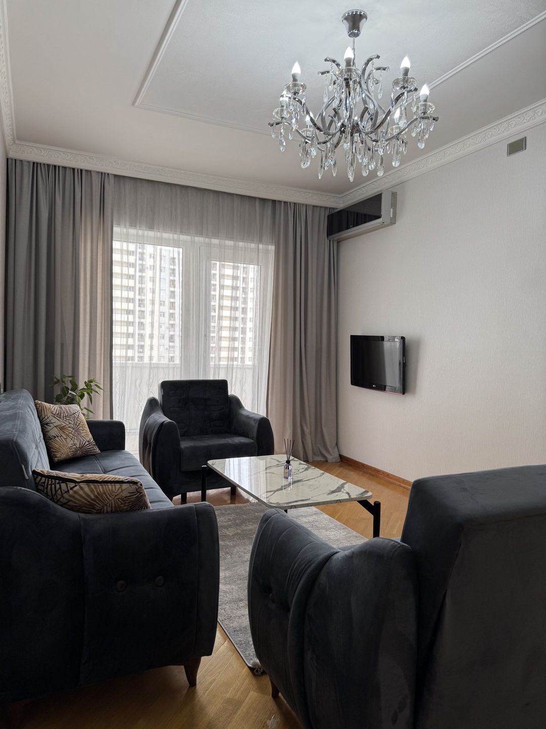 Satılır 3 otaqlı köhnə tikili 85 m² — Mənzil, Bakı (2)