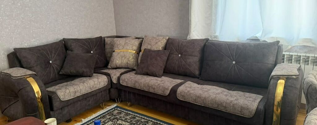 Kod: 0304 Divan – bazalı, açılır model Rəng: tünd qəhvəyi — Divanlər, Bakı