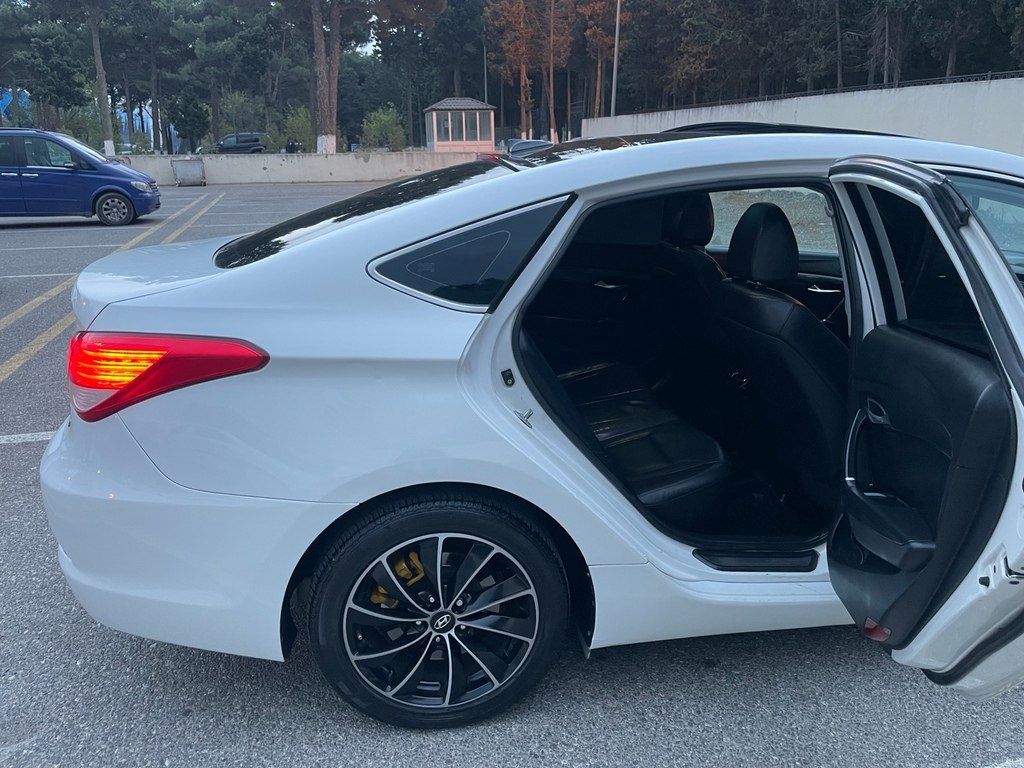 Hyundai i40, 2.0 L, 2013 il, 204 484 km — Avtomobillər, Bakı (10)