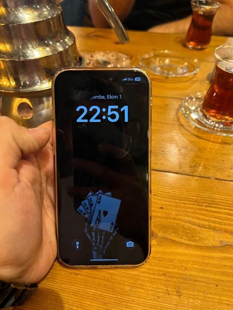 Qızılı, Face ID — Bakı