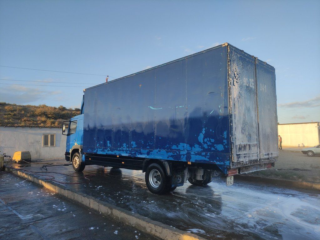 Mercedes Atego 1528, 6.4 L, 2000 il, 378 900 km 90-ZE-941 — Yük maşınları, Bakı (12)