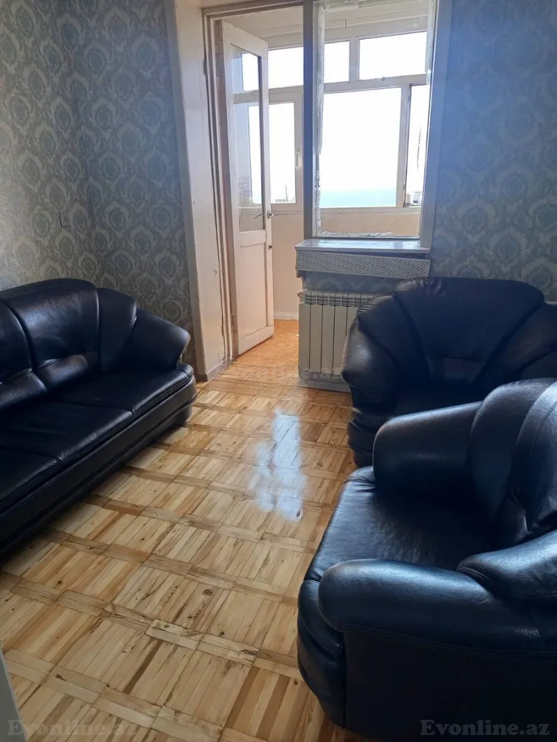 Satılır 3 otaqlı Mənzil Köhnə tikili 90 m² Bakı, Xətai r., Həzi Aslanov — Mənzil, Bakı (7)