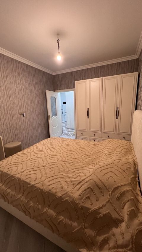 Satılır 3 otaqlı köhnə tikili 54 m² — Bakı