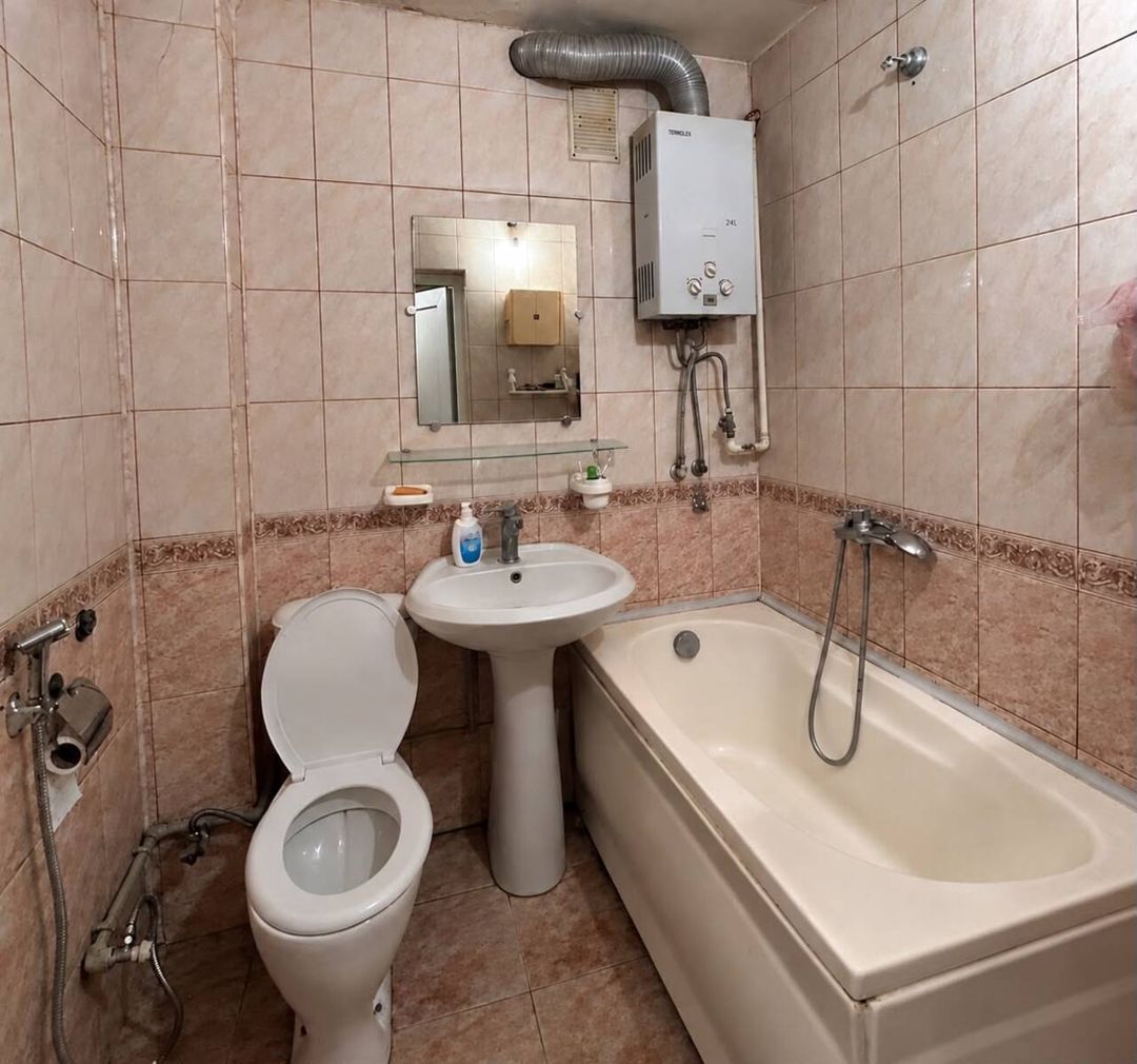 Satılır 2 otaqlı köhnə tikili 50 m² — Mənzil, Bakı (11)