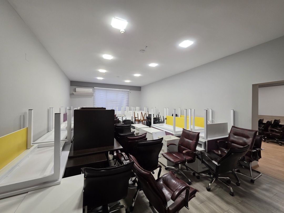 Satılır 10 otaqlı ofis 349 m² — Ofis, Bakı (10)