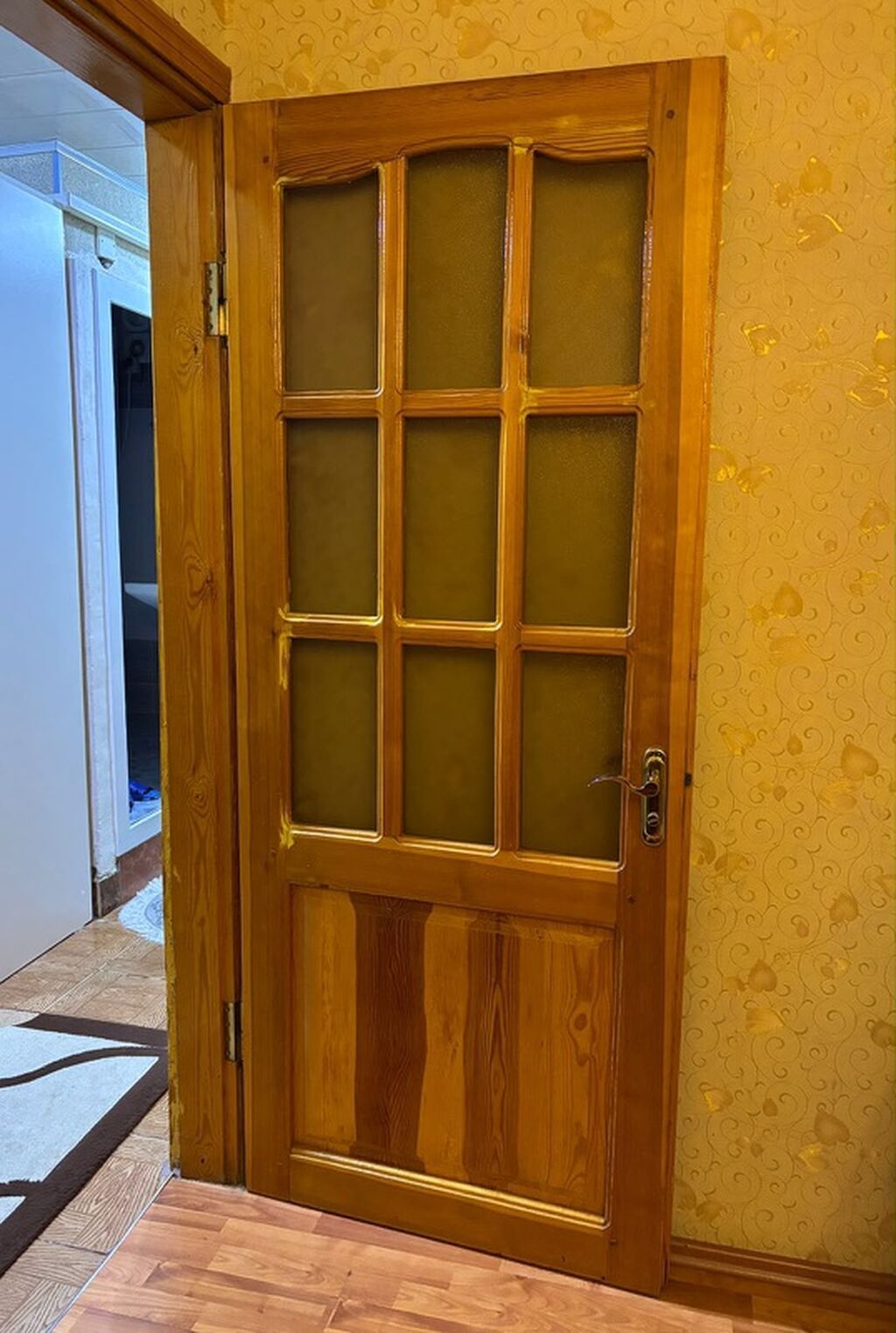 Taxta qapı–pəncərə dəsti evi temire elediyimiz ucun hamisi birlikde o — Pəncərələr, qapılar, balkonlar, Bakı (3)