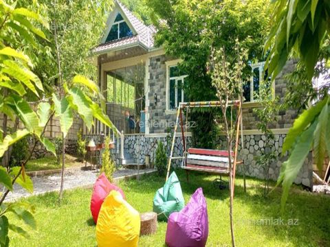 Günlük 4 otaqlı Həyət evi / Villa, 120 m², Qəbələ — House, cottage, summer house