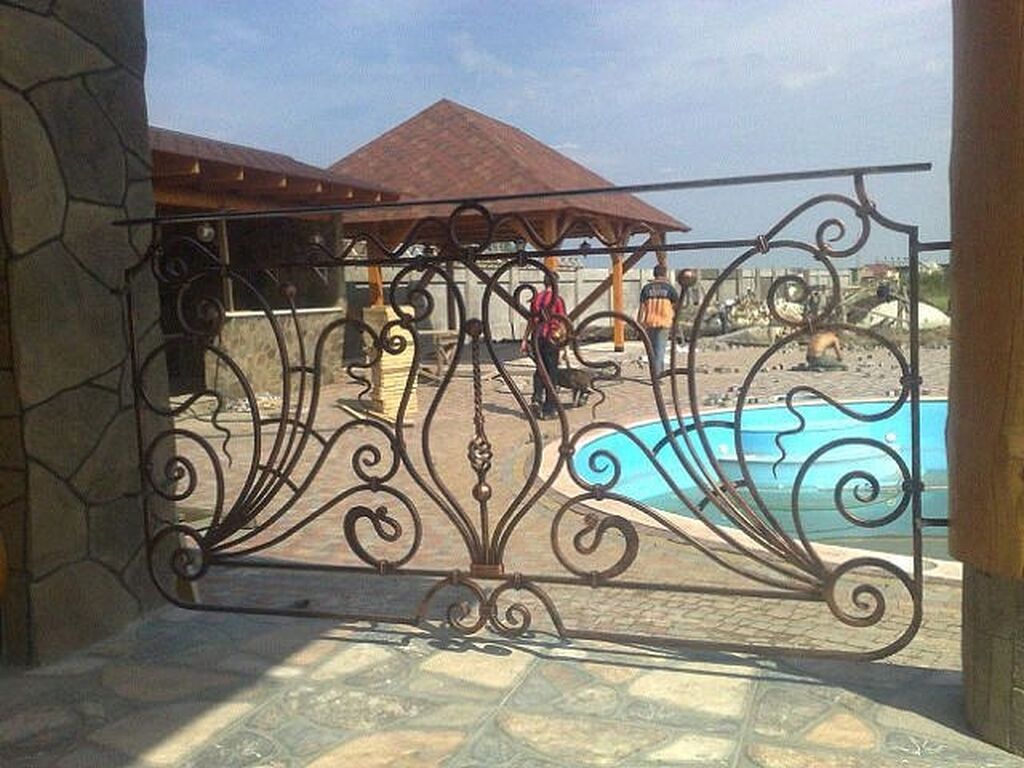 Balkon məhəccəri, Dəmir — Pəncərələr, qapılar, balkonlar, Sumqayıt (8)