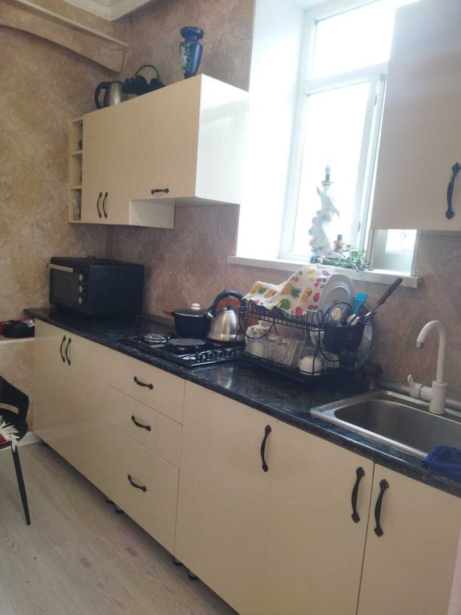 Satılır 2 otaqlı köhnə tikili 65 m² — Mənzil, Bakı (8)