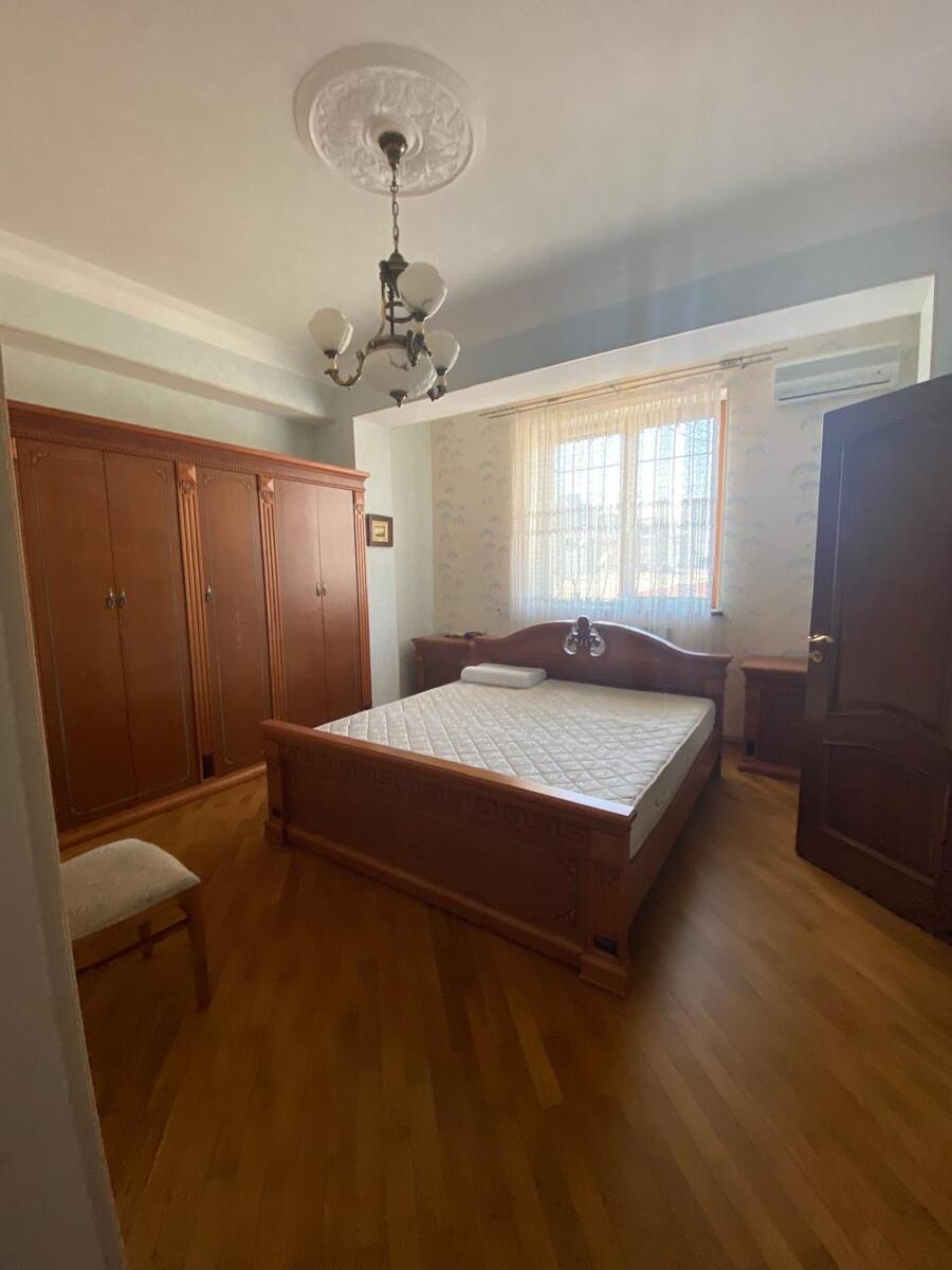 Satılır 3 otaqlı yeni tikili 160 m² — Mənzil, Bakı (6)