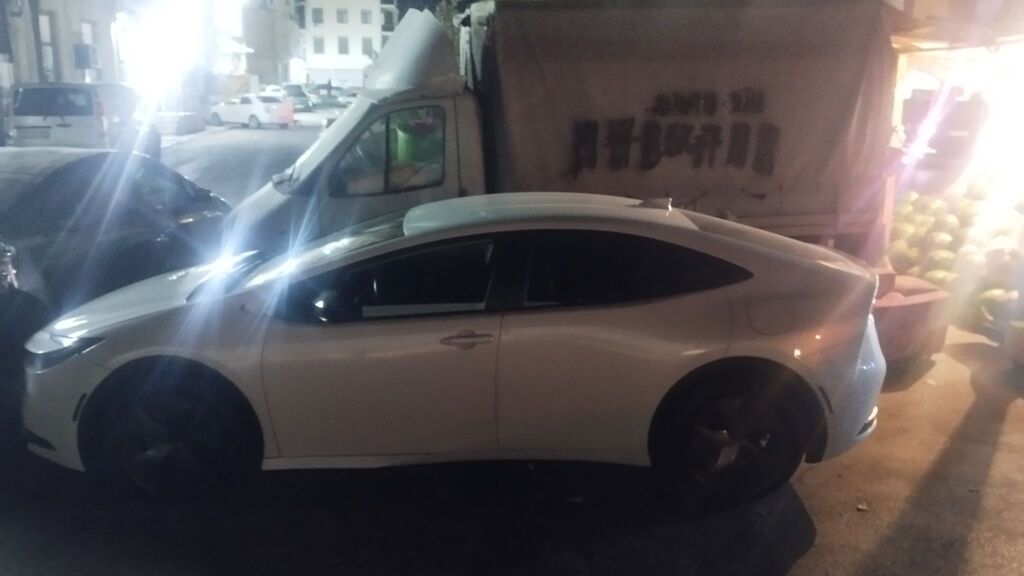 Toyota Prius: 2 l 2024 il Sedan 77-VJ-984 — Avtomobillər, Bakı (5)