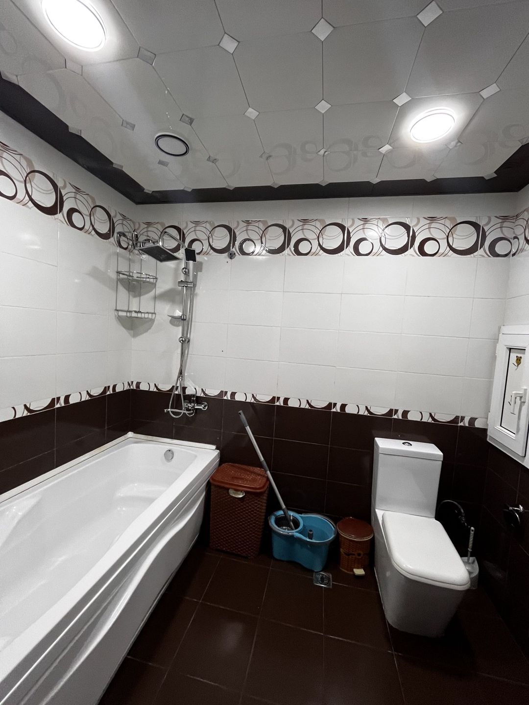 İcarəyə verilir 4 otaqlı yeni tikili 150 m² — Mənzil, Bakı (11)