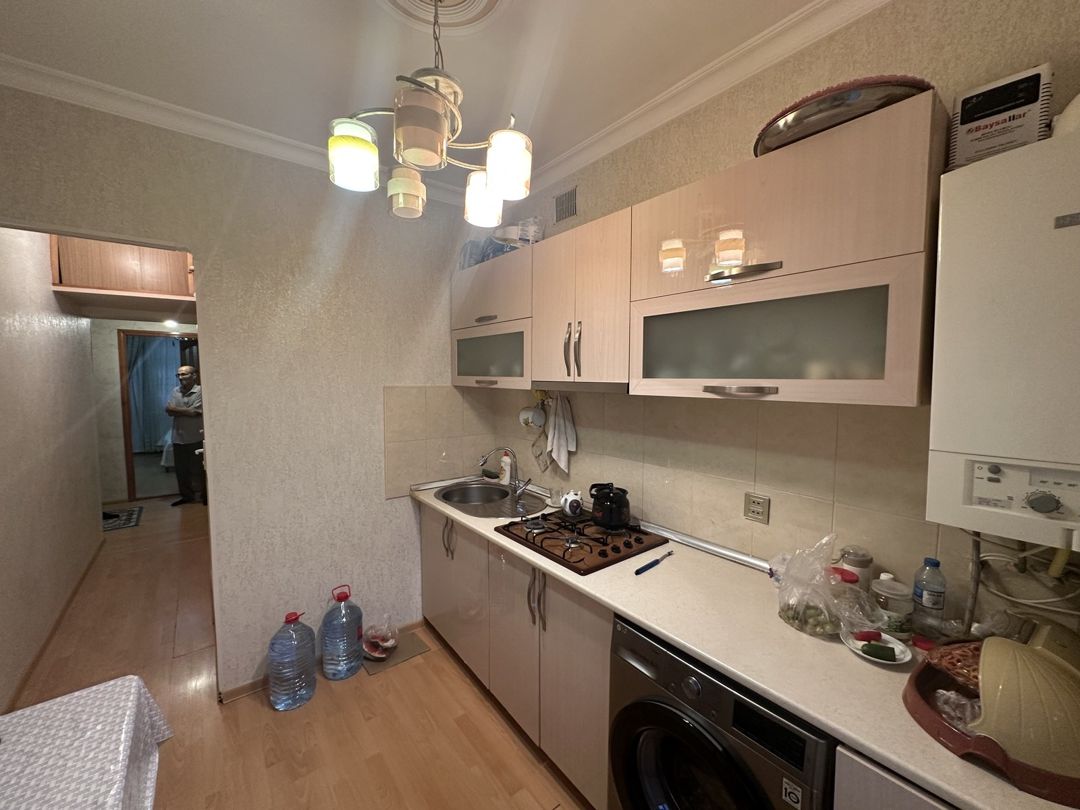 Satılır 2 otaqlı köhnə tikili 55 m² — Mənzil, Bakı (6)