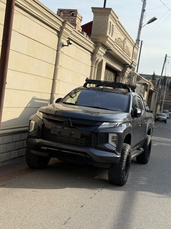Mitsubishi L200, 2.4 L, 2023 il, 52 000 km — Avtomobillər, Bakı (4)