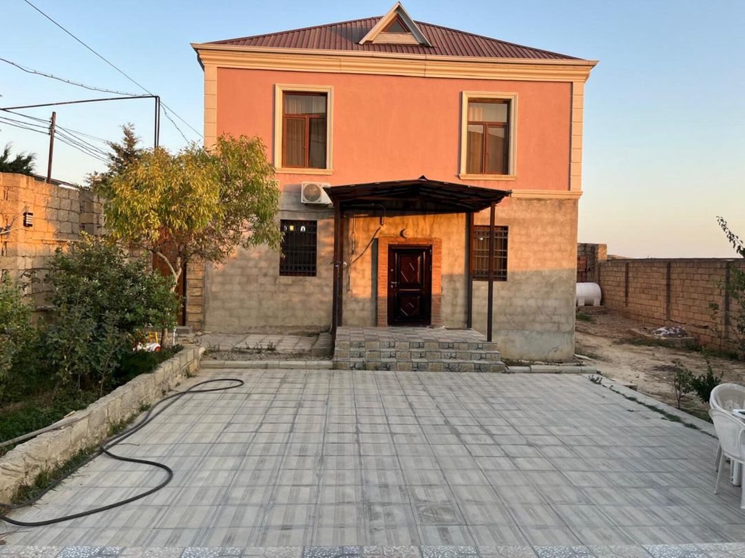 Satılır 5 otaqlı həyət evi/bağ evi 140 m² — Ev, villa, Bakı (2)