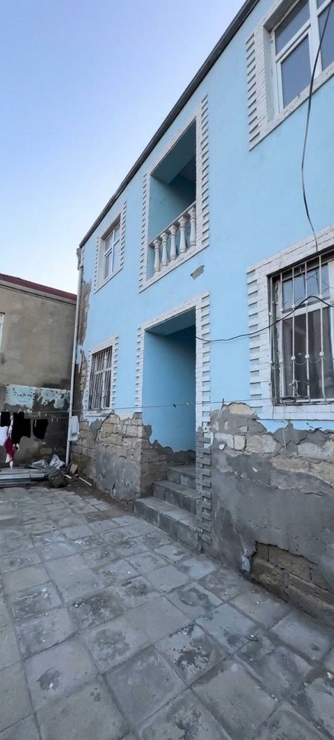 Satılır 7 otaqlı həyət evi/bağ evi 160 m² — Bakı