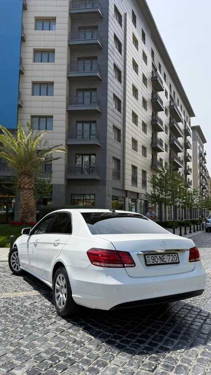 Mercedes E 220 4MATIC, 2.1 L, 2014 il, 570 000 km 90-NE-720 — Avtomobillər, Bakı (4)